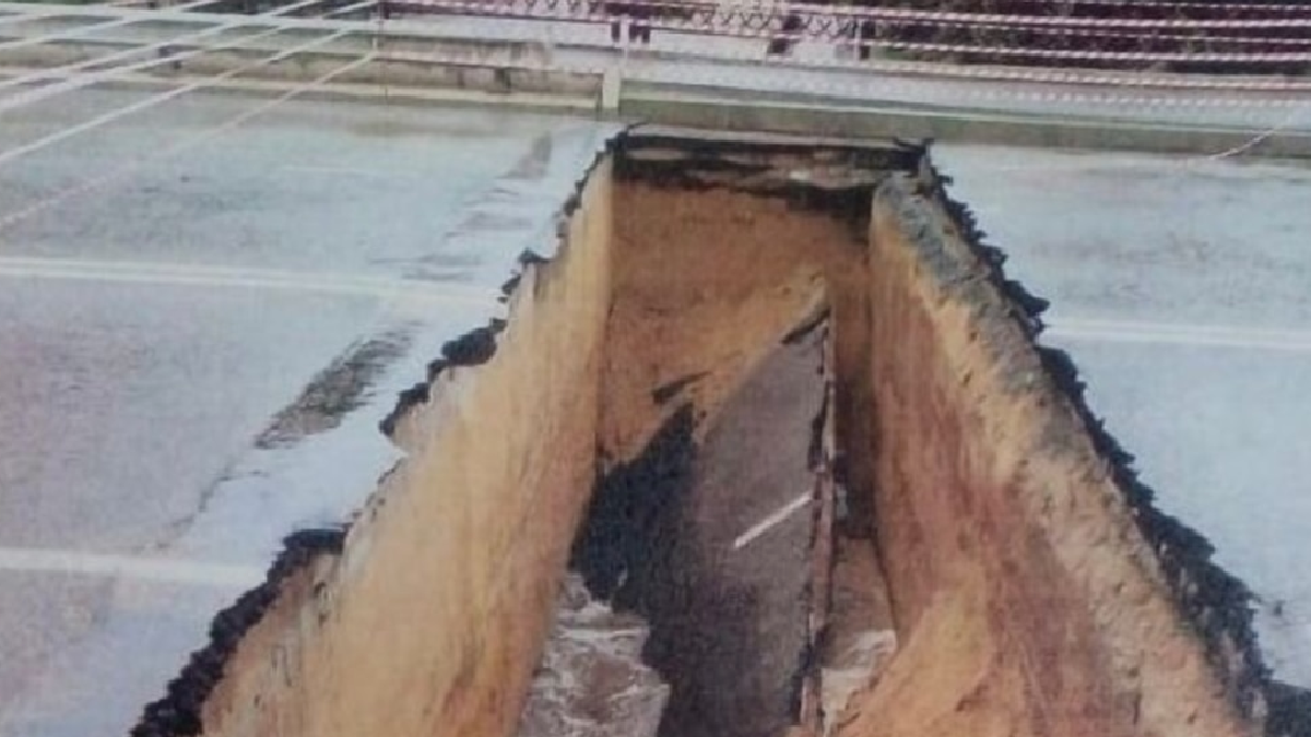 В окупованому Криму розслідують причини обвалення мосту через Салгір у Сімферополі